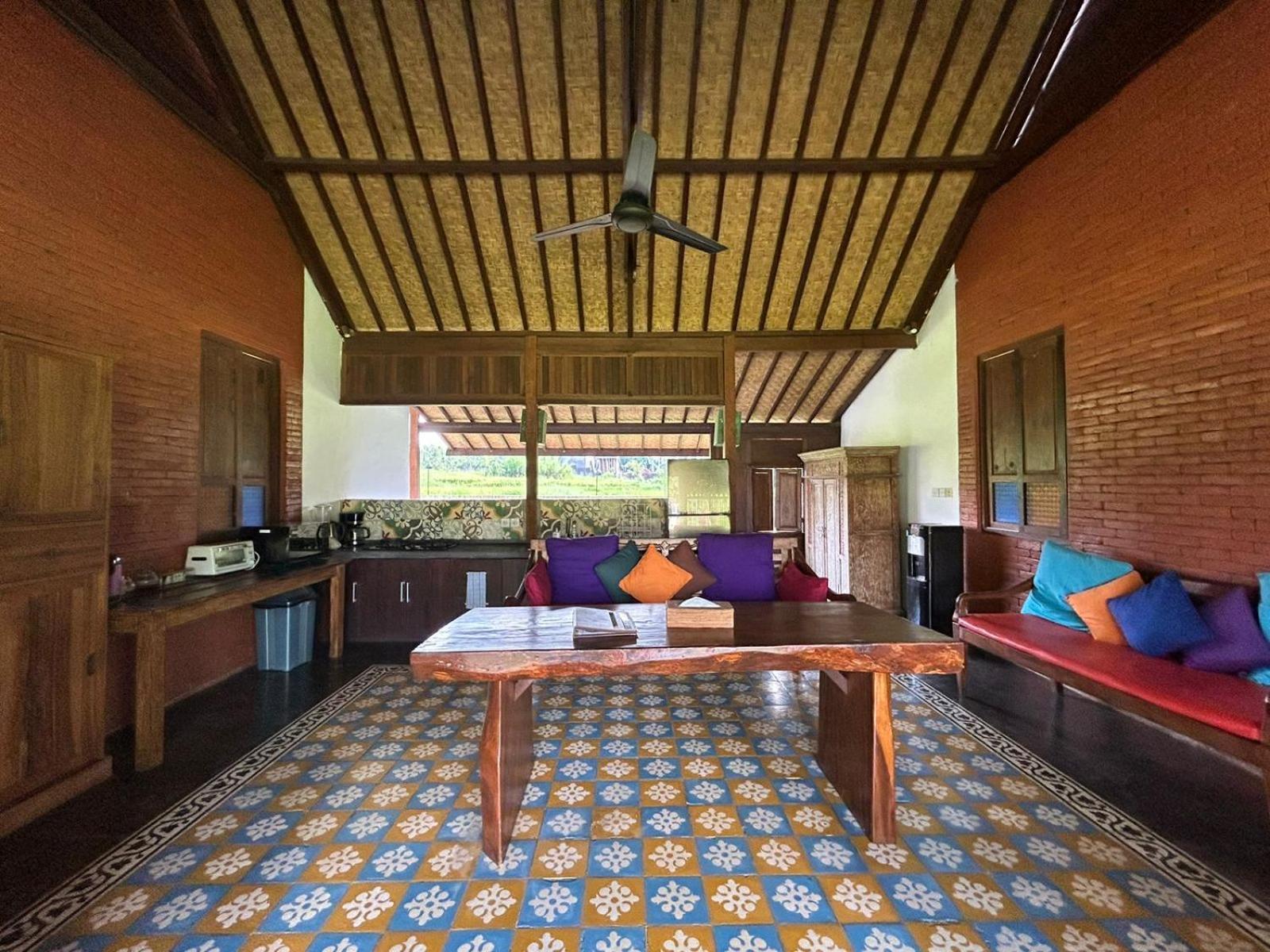 Tirta Padi Villa Ubud Exteriör bild