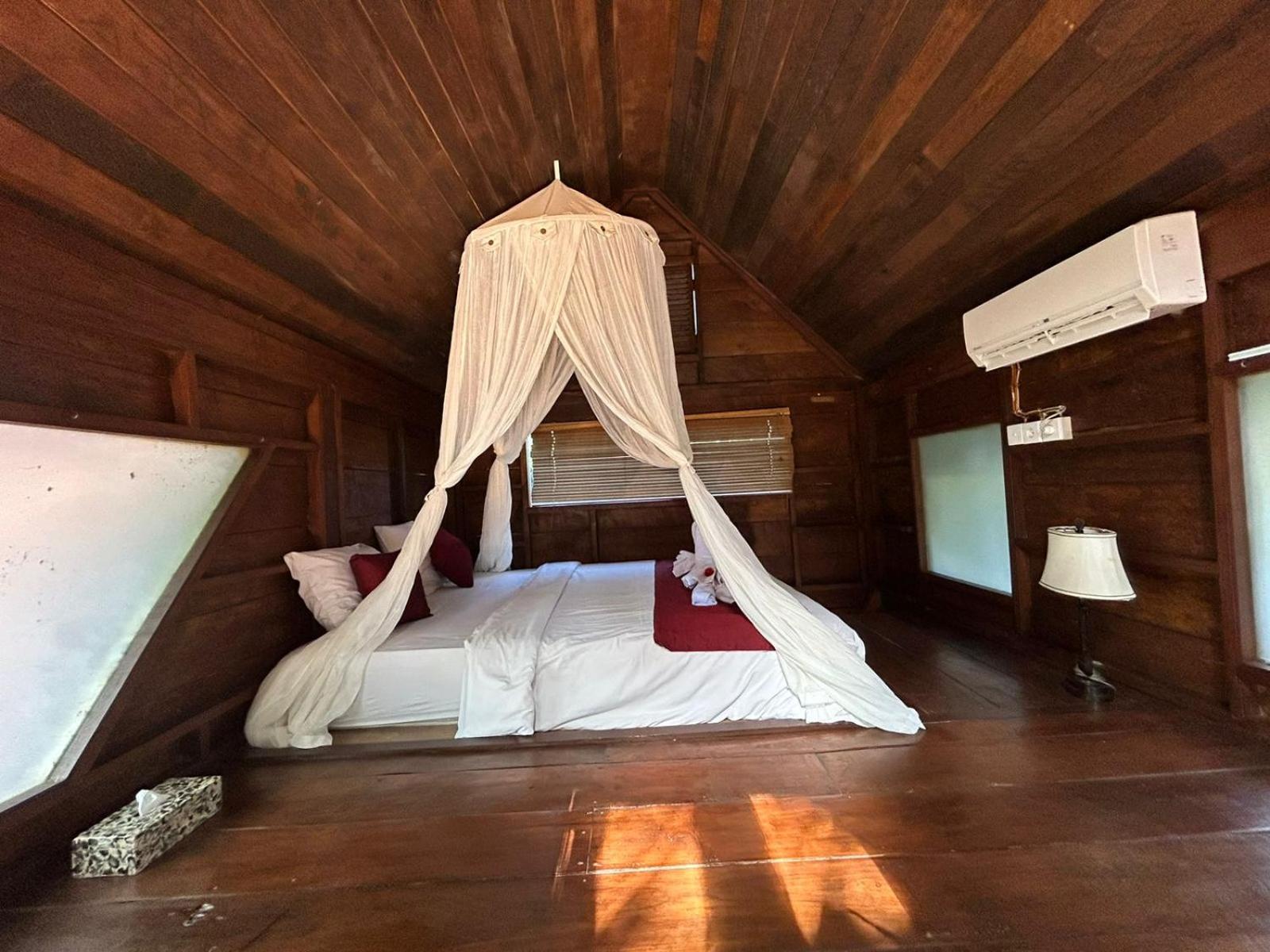 Tirta Padi Villa Ubud Exteriör bild