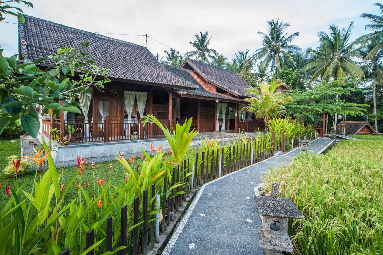 Tirta Padi Villa Ubud Exteriör bild
