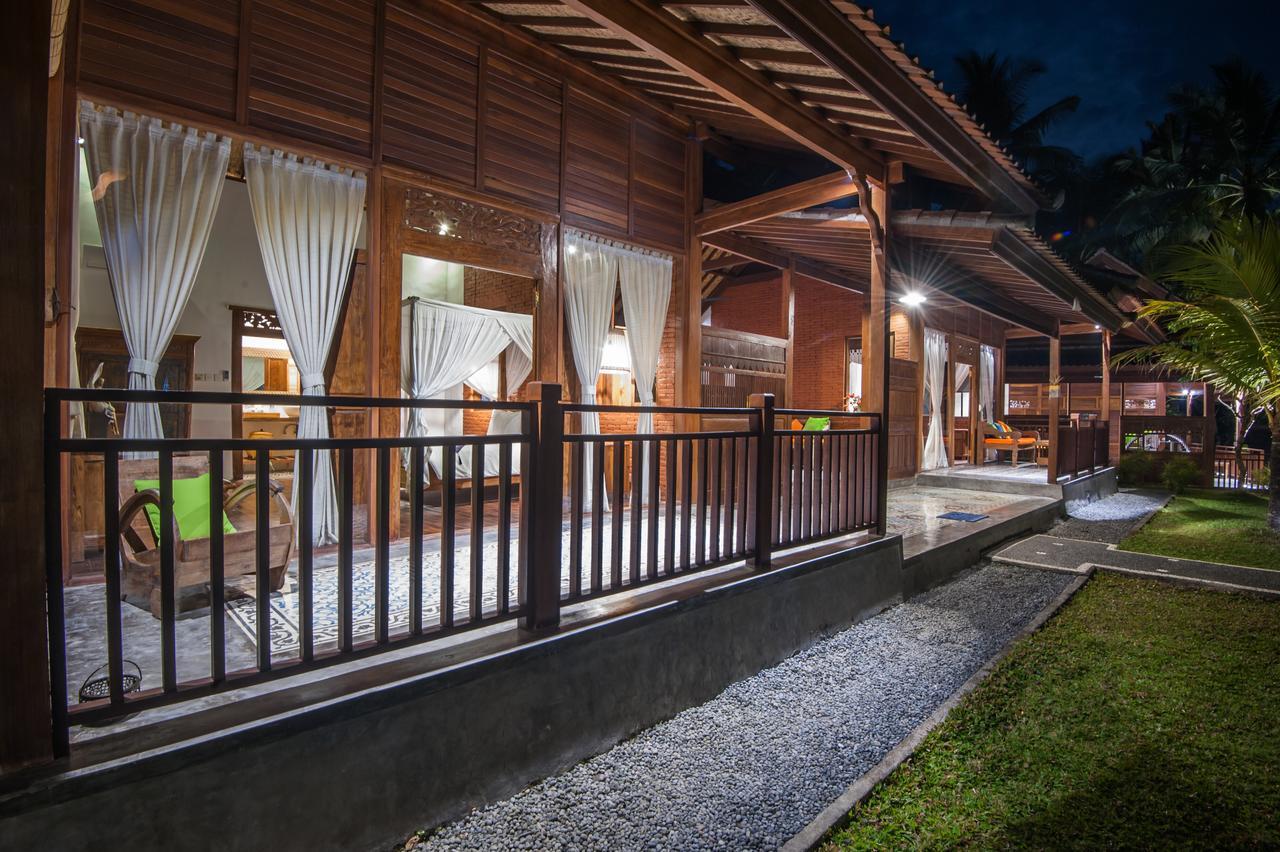 Tirta Padi Villa Ubud Exteriör bild