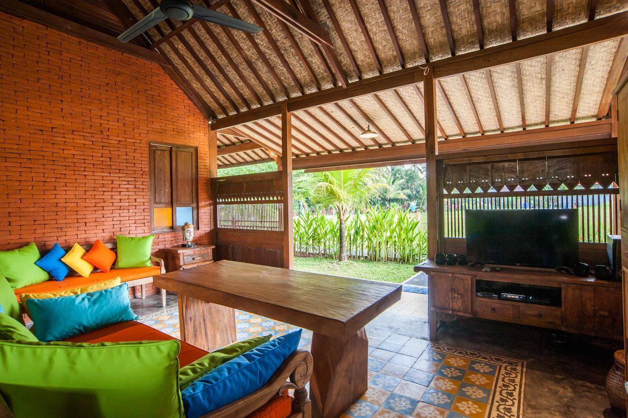 Tirta Padi Villa Ubud Exteriör bild